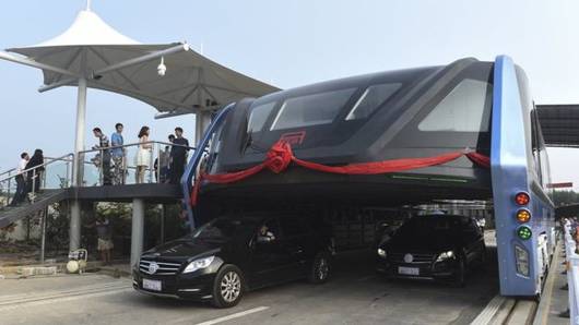 Автобус-тоннель Transit Elevated Bus (TEB) Автобус-тоннель Transit Elevated Bus (TEB)